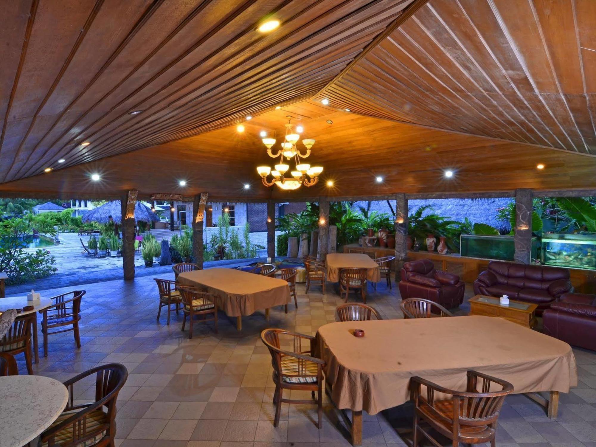 Pasific Beach Cottages Mangsit Dış mekan fotoğraf