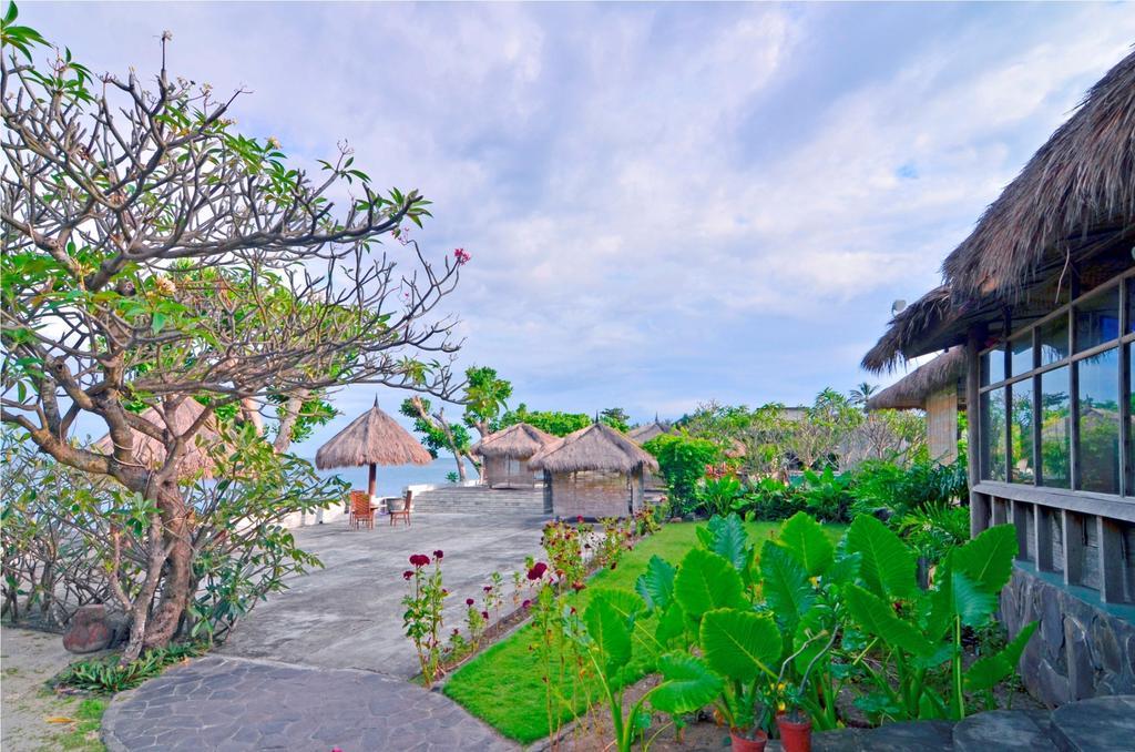 Pasific Beach Cottages Mangsit Dış mekan fotoğraf